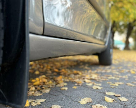 Бежевый Шкода Фабия, объемом двигателя 1.39 л и пробегом 215 тыс. км за 6299 $, фото 4 на Automoto.ua