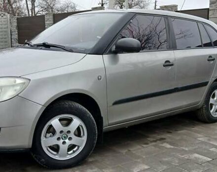 Бежевий Шкода Фабія, об'ємом двигуна 1.2 л та пробігом 195 тис. км за 4300 $, фото 1 на Automoto.ua