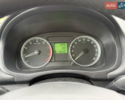 Бежевый Шкода Фабия, объемом двигателя 1.6 л и пробегом 190 тыс. км за 5850 $, фото 12 на Automoto.ua