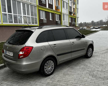Бежевий Шкода Фабія, об'ємом двигуна 1.6 л та пробігом 240 тис. км за 6200 $, фото 2 на Automoto.ua