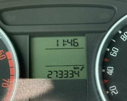 Бежевый Шкода Фабия, объемом двигателя 1.6 л и пробегом 278 тыс. км за 6150 $, фото 11 на Automoto.ua