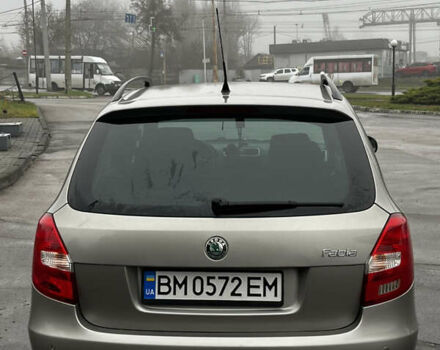 Бежевый Шкода Фабия, объемом двигателя 1.39 л и пробегом 139 тыс. км за 6300 $, фото 3 на Automoto.ua