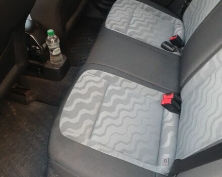 Бежевый Шкода Фабия, объемом двигателя 0 л и пробегом 146 тыс. км за 5100 $, фото 2 на Automoto.ua