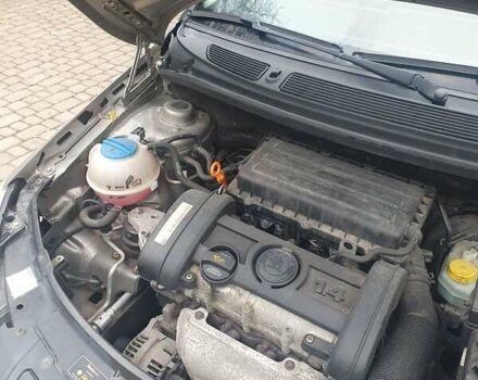 Бежевый Шкода Фабия, объемом двигателя 1.4 л и пробегом 190 тыс. км за 5750 $, фото 42 на Automoto.ua