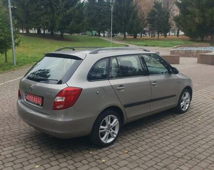 Бежевый Шкода Фабия, объемом двигателя 1.4 л и пробегом 190 тыс. км за 5750 $, фото 9 на Automoto.ua