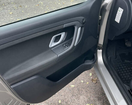 Бежевый Шкода Фабия, объемом двигателя 1.6 л и пробегом 225 тыс. км за 5750 $, фото 15 на Automoto.ua