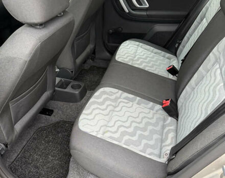 Бежевый Шкода Фабия, объемом двигателя 1.6 л и пробегом 190 тыс. км за 5850 $, фото 11 на Automoto.ua