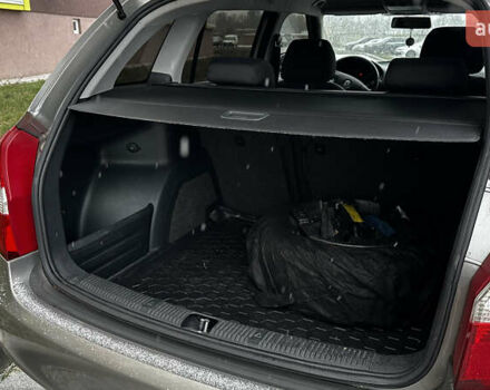 Бежевий Шкода Фабія, об'ємом двигуна 1.6 л та пробігом 240 тис. км за 6200 $, фото 5 на Automoto.ua