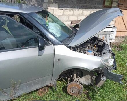 Бежевый Шкода Фабия, объемом двигателя 1.4 л и пробегом 360 тыс. км за 1500 $, фото 7 на Automoto.ua