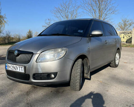 Бежевый Шкода Фабия, объемом двигателя 1.2 л и пробегом 170 тыс. км за 5500 $, фото 1 на Automoto.ua