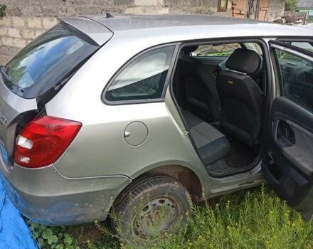 Бежевый Шкода Фабия, объемом двигателя 1.4 л и пробегом 360 тыс. км за 1500 $, фото 12 на Automoto.ua