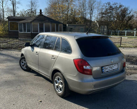 Бежевый Шкода Фабия, объемом двигателя 1.2 л и пробегом 170 тыс. км за 5500 $, фото 4 на Automoto.ua