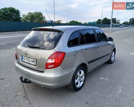 Шкода Фабия 2010 в Киеве на Automoto.ua Бежевый Шкода Фабия, объемом двигателя 1.2 л и пробегом 270 тыс. км за 4500 $, фото 8 на Automoto.ua