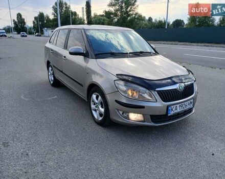 Шкода Фабия 2010 в Киеве на Automoto.ua Бежевый Шкода Фабия, объемом двигателя 1.2 л и пробегом 270 тыс. км за 4500 $, фото 7 на Automoto.ua