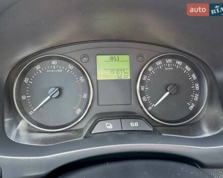 Бежевый Шкода Фабия, объемом двигателя 1.4 л и пробегом 191 тыс. км за 6200 $, фото 12 на Automoto.ua