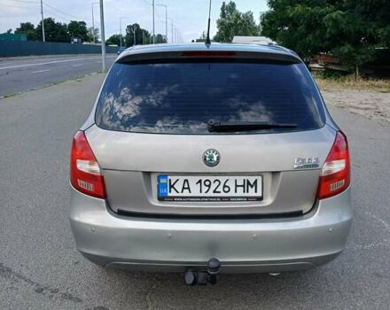 Бежевый Шкода Фабия, объемом двигателя 1.2 л и пробегом 260 тыс. км за 4500 $, фото 3 на Automoto.ua