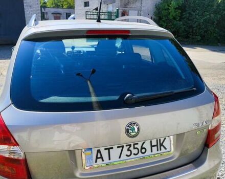 Бежевый Шкода Фабия, объемом двигателя 1.2 л и пробегом 195 тыс. км за 5200 $, фото 4 на Automoto.ua