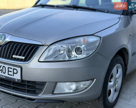 Бежевий Шкода Фабія, об'ємом двигуна 1.2 л та пробігом 302 тис. км за 5499 $, фото 3 на Automoto.ua