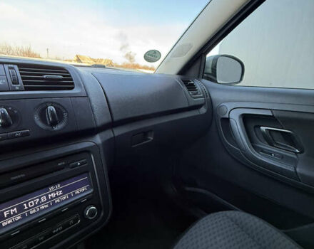 Бежевий Шкода Фабія, об'ємом двигуна 1.2 л та пробігом 302 тис. км за 5499 $, фото 33 на Automoto.ua