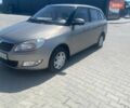 Бежевый Шкода Фабия, объемом двигателя 1.39 л и пробегом 208 тыс. км за 5300 $, фото 1 на Automoto.ua