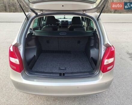 Бежевый Шкода Фабия, объемом двигателя 1.2 л и пробегом 218 тыс. км за 8400 $, фото 11 на Automoto.ua