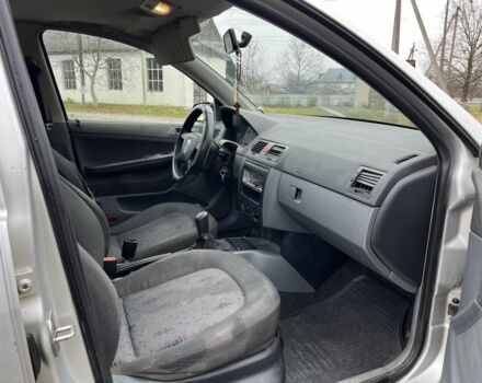 Бежевый Шкода Фабия, объемом двигателя 1.4 л и пробегом 500 тыс. км за 2500 $, фото 6 на Automoto.ua