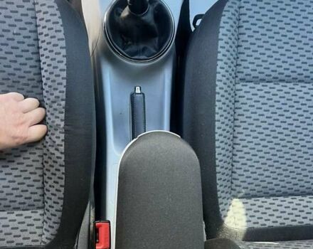 Бежевий Шкода Фабія, об'ємом двигуна 1.2 л та пробігом 253 тис. км за 5900 $, фото 13 на Automoto.ua