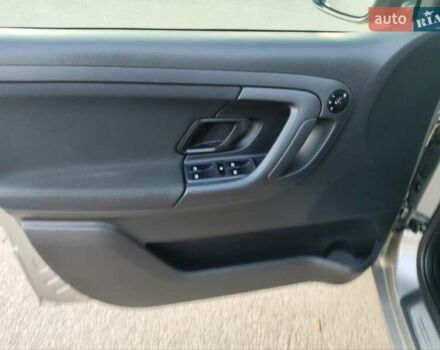 Бежевый Шкода Фабия, объемом двигателя 1.2 л и пробегом 218 тыс. км за 8400 $, фото 8 на Automoto.ua