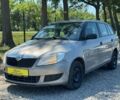 Бежевий Шкода Фабія, об'ємом двигуна 1.4 л та пробігом 362 тис. км за 5100 $, фото 1 на Automoto.ua