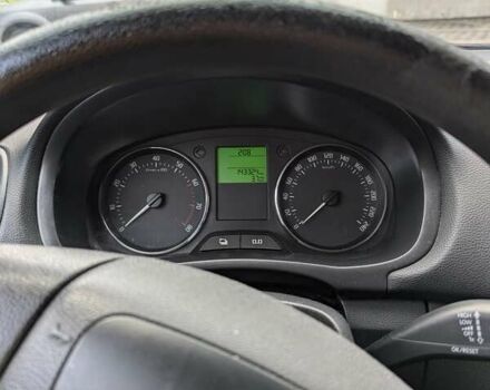 Бежевый Шкода Фабия, объемом двигателя 1.39 л и пробегом 143 тыс. км за 5850 $, фото 7 на Automoto.ua