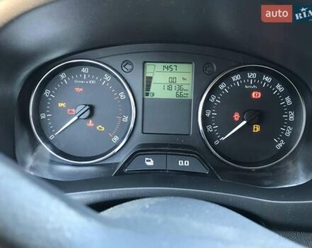 Бежевый Шкода Фабия, объемом двигателя 1.39 л и пробегом 119 тыс. км за 8500 $, фото 26 на Automoto.ua