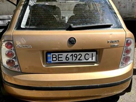Бежевий Шкода Фабія, об'ємом двигуна 1.4 л та пробігом 296 тис. км за 3100 $, фото 1 на Automoto.ua