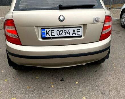 Бежевый Шкода Фабия, объемом двигателя 1.2 л и пробегом 177 тыс. км за 4500 $, фото 1 на Automoto.ua