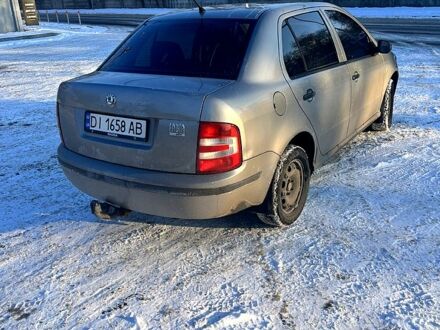 Бежевый Шкода Фабия, объемом двигателя 1.2 л и пробегом 200 тыс. км за 3700 $, фото 1 на Automoto.ua