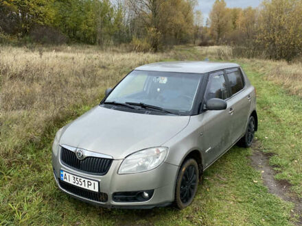 Шкода Фабия 2007 в Барышевке на Automoto.ua Бежевый Шкода Фабия, объемом двигателя 1.2 л и пробегом 154 тыс. км за 4000 $, фото 1 на Automoto.ua