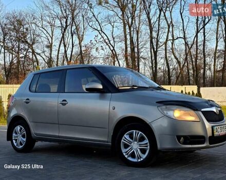 Бежевий Шкода Фабія, об'ємом двигуна 1.39 л та пробігом 240 тис. км за 3850 $, фото 1 на Automoto.ua