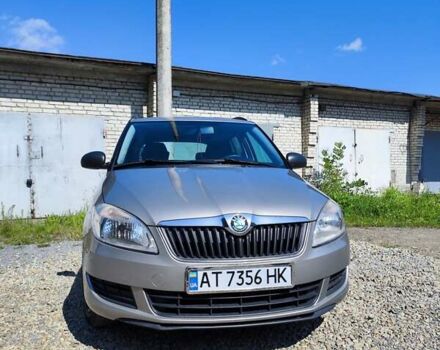 Бежевий Шкода Фабія, об'ємом двигуна 1.2 л та пробігом 195 тис. км за 5200 $, фото 1 на Automoto.ua