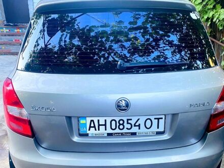 Шкода Фабия 2013 в Александровке на Automoto.ua Бежевый Шкода Фабия, объемом двигателя 1.4 л и пробегом 155 тыс. км за 6200 $, фото 1 на Automoto.ua