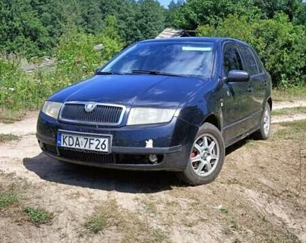 Черный Шкода Фабия, объемом двигателя 1.9 л и пробегом 470 тыс. км за 2000 $, фото 1 на Automoto.ua