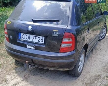 Черный Шкода Фабия, объемом двигателя 1.9 л и пробегом 470 тыс. км за 2000 $, фото 11 на Automoto.ua