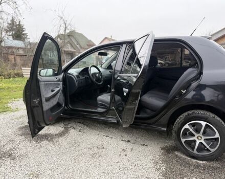 Черный Шкода Фабия, объемом двигателя 1.4 л и пробегом 201 тыс. км за 4100 $, фото 9 на Automoto.ua