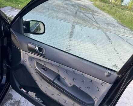 Черный Шкода Фабия, объемом двигателя 1.9 л и пробегом 452 тыс. км за 3800 $, фото 6 на Automoto.ua