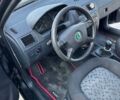 Черный Шкода Фабия, объемом двигателя 1.9 л и пробегом 452 тыс. км за 3800 $, фото 7 на Automoto.ua