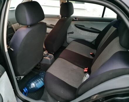 Черный Шкода Фабия, объемом двигателя 1.4 л и пробегом 218 тыс. км за 3512 $, фото 5 на Automoto.ua