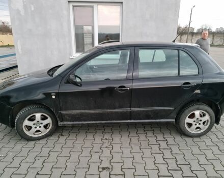 Черный Шкода Фабия, объемом двигателя 1.4 л и пробегом 218 тыс. км за 3512 $, фото 1 на Automoto.ua