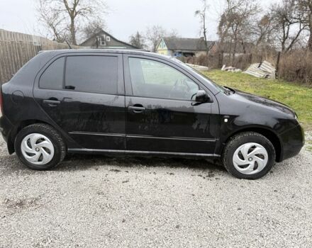 Черный Шкода Фабия, объемом двигателя 1.4 л и пробегом 201 тыс. км за 4100 $, фото 8 на Automoto.ua