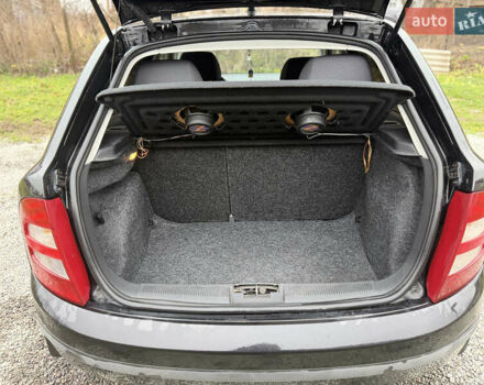 Чорний Шкода Фабія, об'ємом двигуна 1.39 л та пробігом 201 тис. км за 3750 $, фото 24 на Automoto.ua