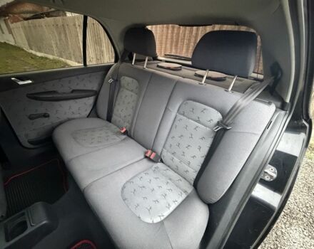 Черный Шкода Фабия, объемом двигателя 1.4 л и пробегом 201 тыс. км за 4100 $, фото 18 на Automoto.ua