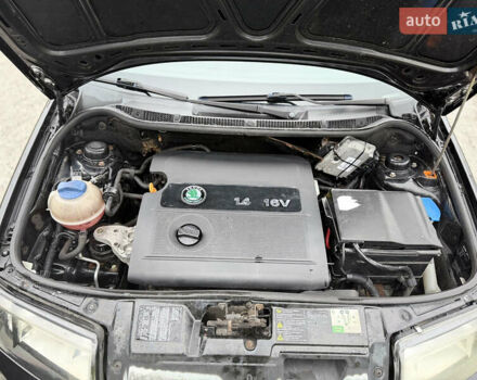 Чорний Шкода Фабія, об'ємом двигуна 1.39 л та пробігом 201 тис. км за 3750 $, фото 36 на Automoto.ua