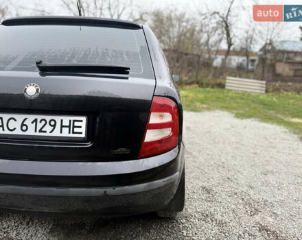Чорний Шкода Фабія, об'ємом двигуна 1.39 л та пробігом 201 тис. км за 3750 $, фото 31 на Automoto.ua